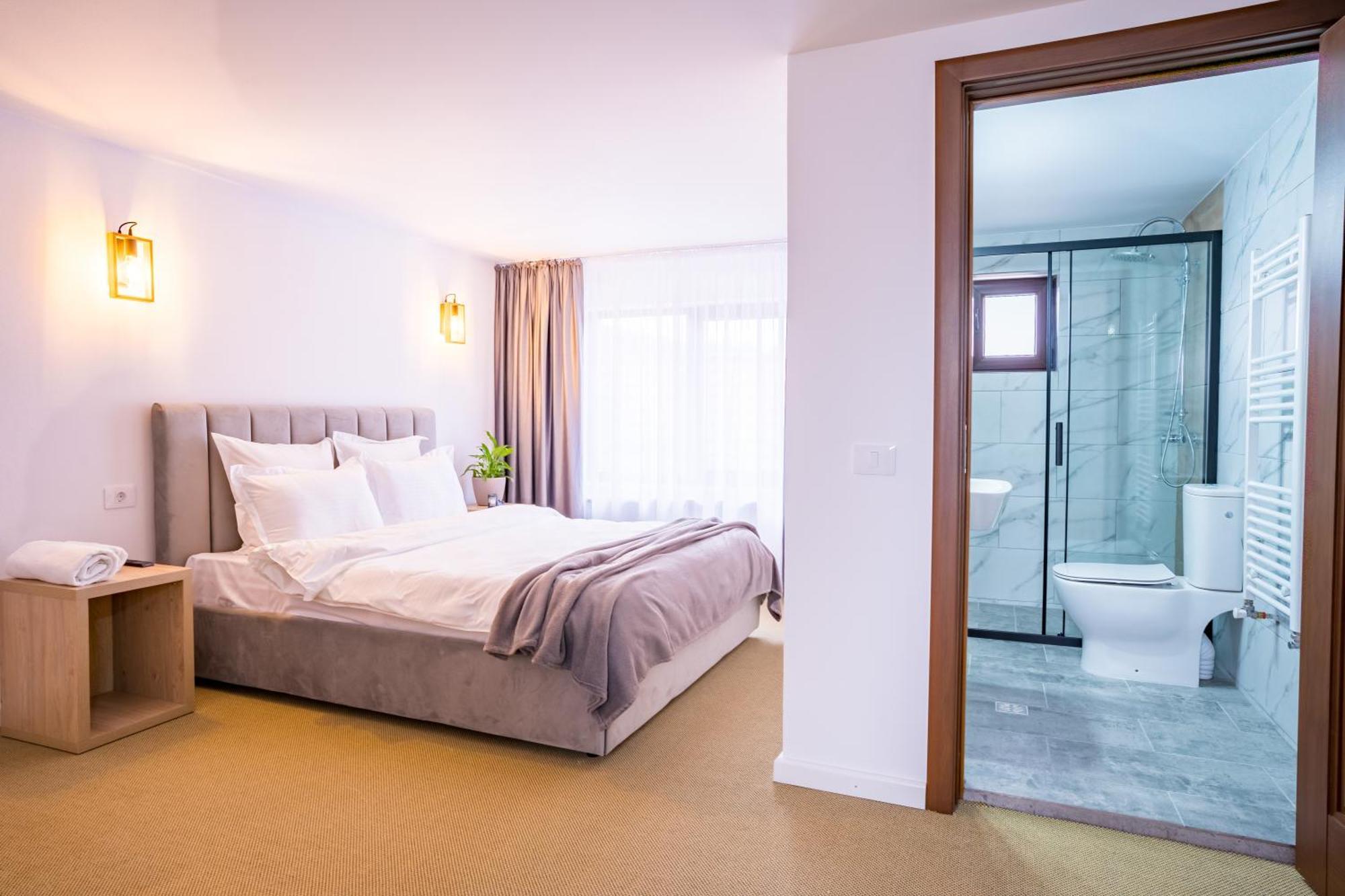Casa Zuz Voronet Hotell Gura Humorului Exteriör bild